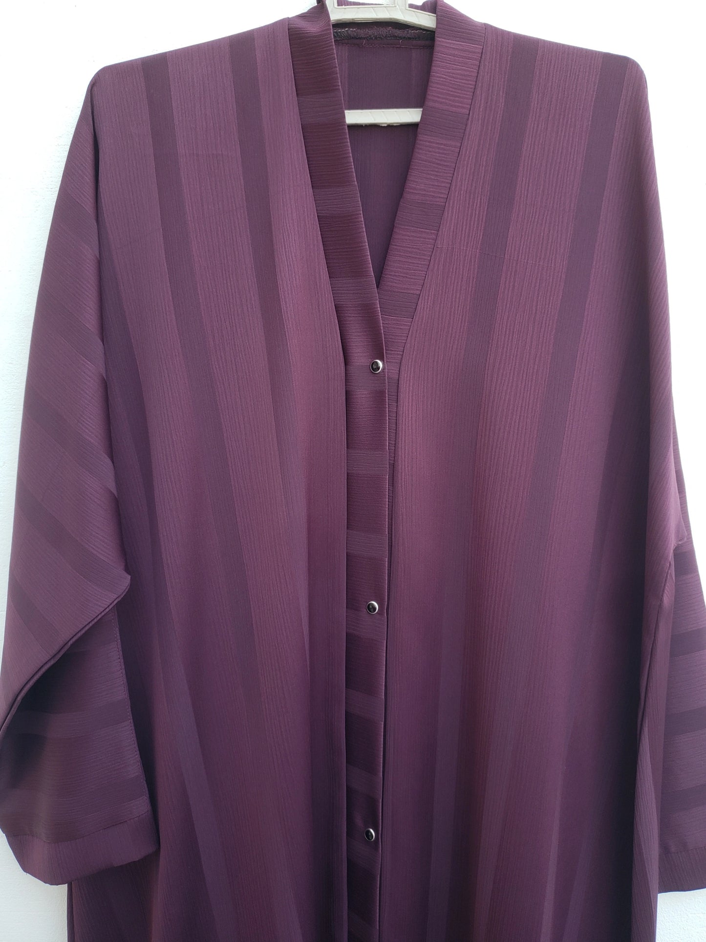 Purple Zoom striped abaya