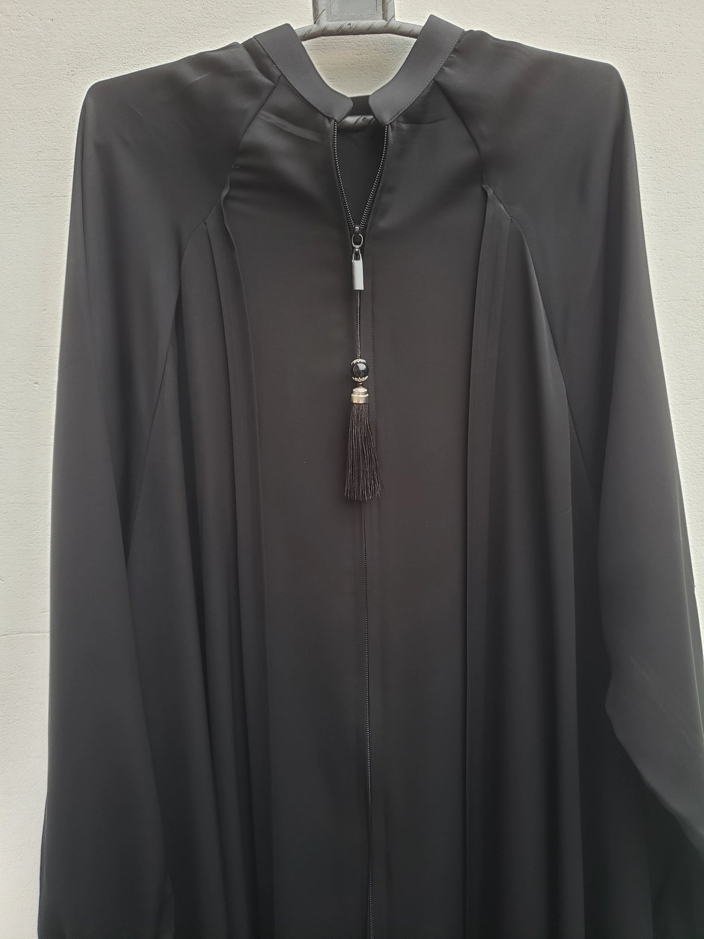 Black Full Zip abaya