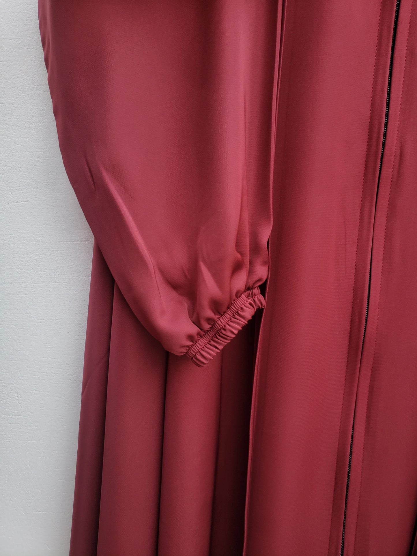 Maroon Full Zip abaya