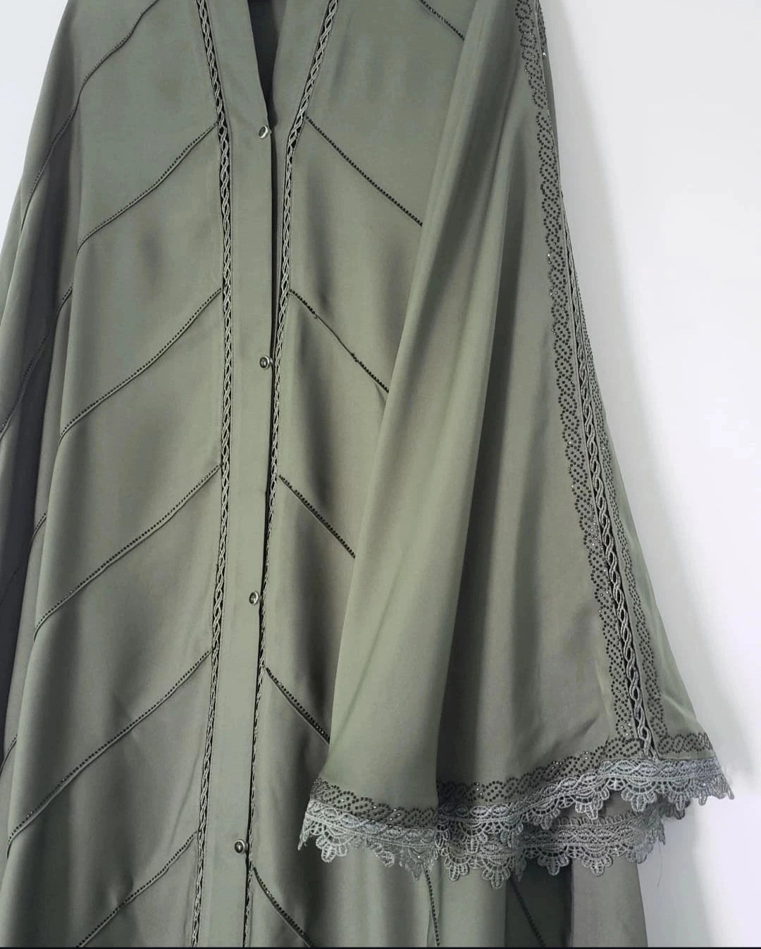 Pistachio Lace and Stone